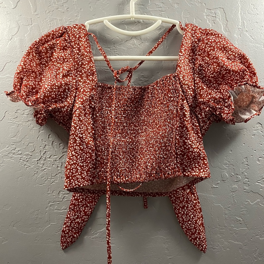 Shein burnt red and white floral crop top